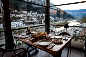 White House Boutique Hotel & Restaurant - since 1999